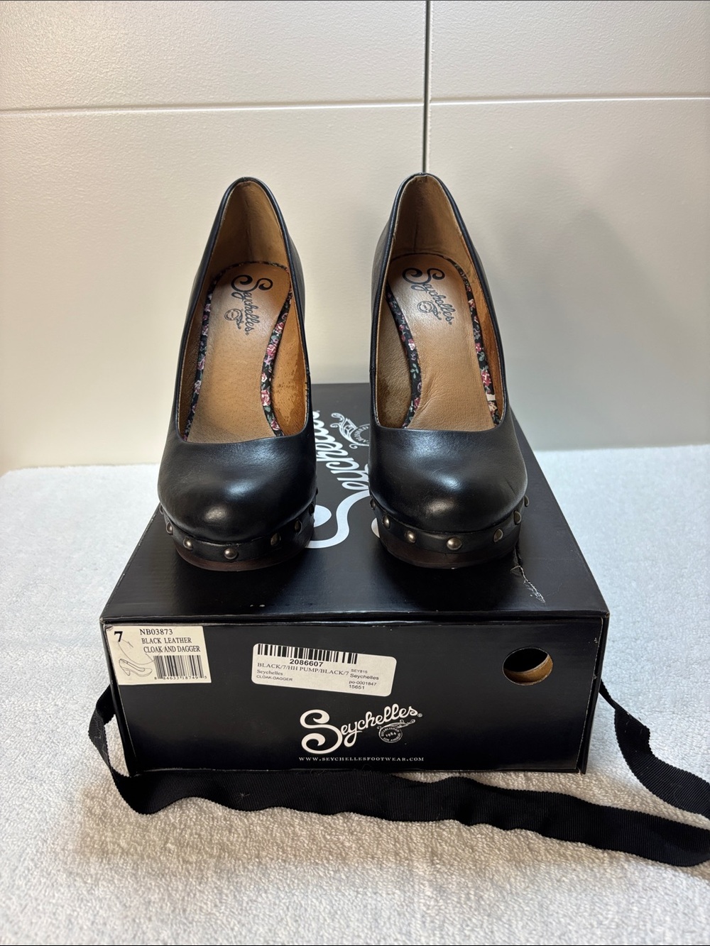 Seychelles Black Leather Studded Platform Pumps